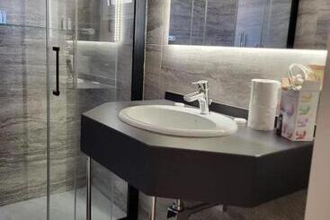 پانسیون Dimore Pietrapenta Apartments, Suites & Rooms   Via Lucana 223, Via Piave 23, Via Chiancalata 16