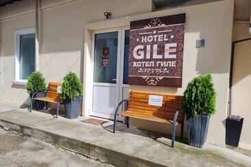 پانسیون Gile Guest House