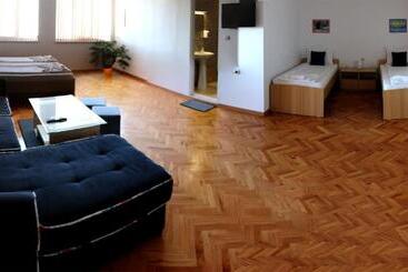 پانسیون Gile Guest House