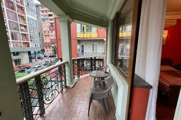 پانسیون Guesthouse Parnavaz Mepe