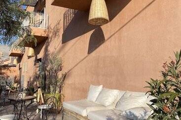 پانسیون Le Patio Du Lac