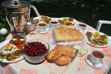 پانسیون Sweet Home