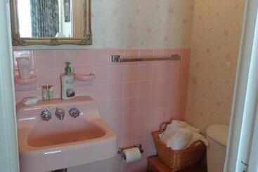 Fountain Motel