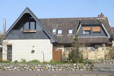 پانسیون Gästehaus Margareth
