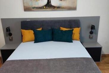 پانسیون Guest House Vila Lujza