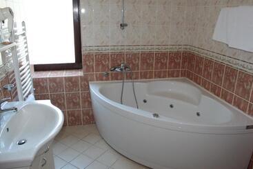 پانسیون Guest House Vila Lujza