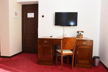پانسیون Guest House Vila Lujza