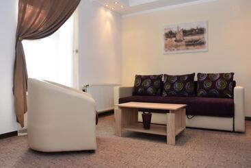 پانسیون Guest House Vila Lujza