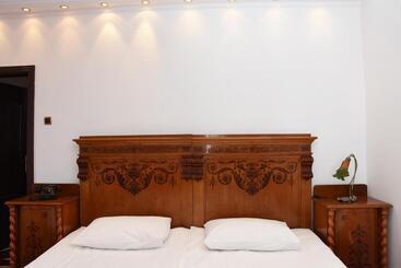 پانسیون Guest House Vila Lujza