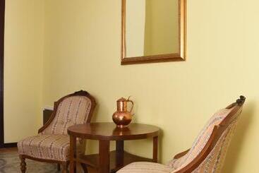 پانسیون Guest House Vila Lujza