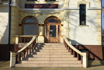 پانسیون Guest House Vila Lujza