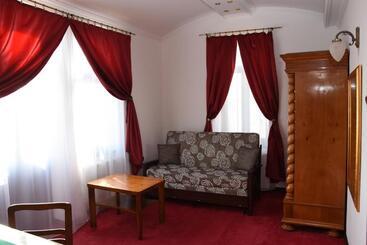 پانسیون Guest House Vila Lujza