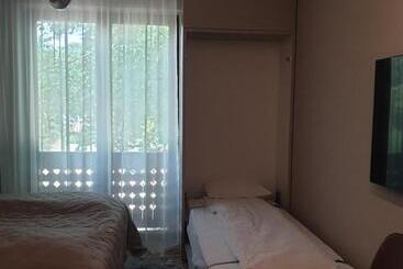 پانسیون Guest House Vila Lujza