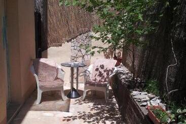 پانسیون Guesthouse Panorama