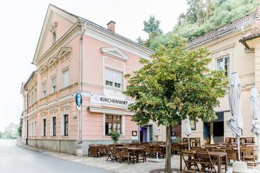 بنسيون Garni Am Marktplatz
