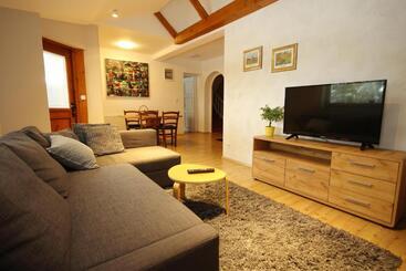 پانسیون Vila Edelweiss Rooms&app Kranjska Gora