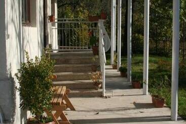 پانسیون Villa Gelati