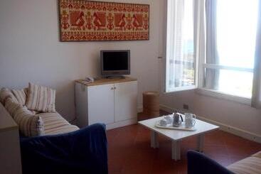 Rocca Ruja Vip