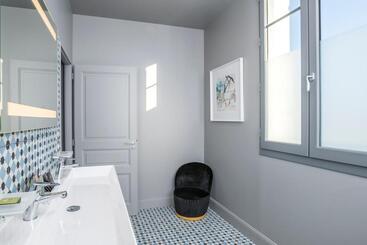 هتل Clos Castel Villas Spa