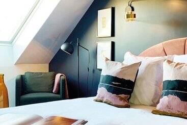 هتل Hôtel Restaurant Le Globe