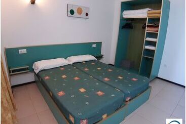 آپارتمانهای توریستها Apartaments Lloret Sun