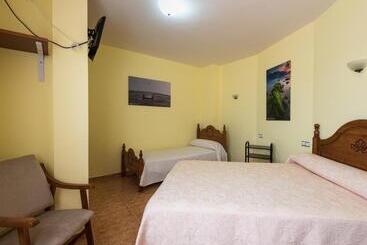 Hostal O Camouco - Portonovo