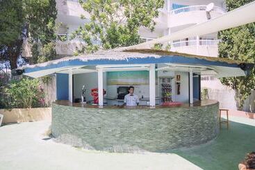 Azuline Hoteles Mar Amantis & Ii
