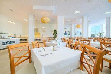 Azuline Hoteles Mar Amantis & Ii - Sant Antoni de Portmany