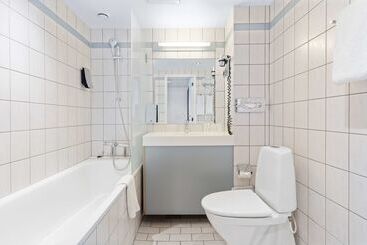 هتل Best Western Plus Airport