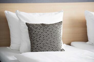 هتل Best Western Plus Airport