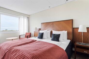 هتل Best Western Plus Airport