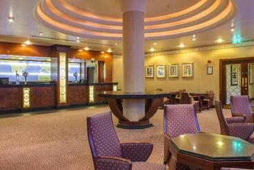 هتل Crowne Plaza Liverpool   John Lennon Airport, An Ihg
