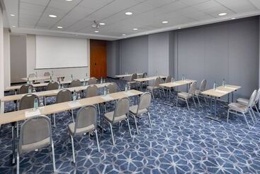 هتل Crowne Plaza Milan Linate, An Ihg