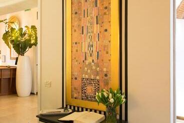 De La Pace, Sure Hotel Collection By Best Western