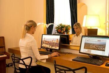 De La Pace, Sure Hotel Collection By Best Western