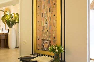 De La Pace, Sure Hotel Collection By Best Western
