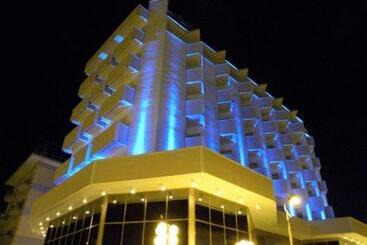 هتل Diplomat Palace