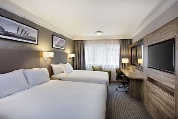 هتل Doubletree By Hilton Glasgow Central