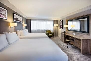 هتل Doubletree By Hilton Glasgow Central
