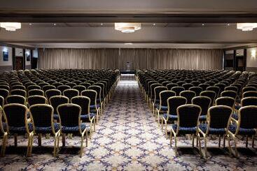 هتل Doubletree By Hilton Glasgow Central