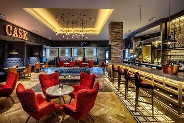 هتل Doubletree By Hilton Glasgow Central