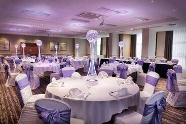 هتل Doubletree By Hilton Glasgow Central
