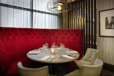 هتل Doubletree By Hilton Glasgow Central
