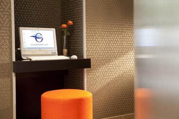 هتل Hôtel Akena Biarritz Grande Plage