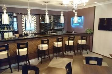 Carlton Hotel Buda Castle