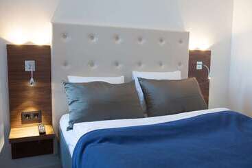 Best Western Hotel River C