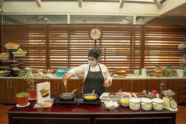 هتل Four Points by Sheraton Santiago