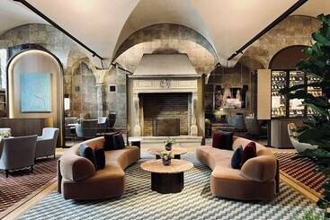 Four Seasons Hotel Milano