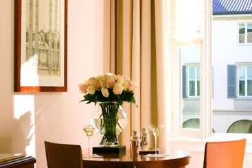 Four Seasons Hotel Milano
