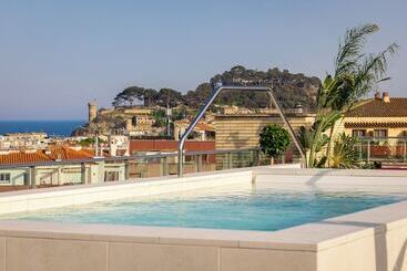 هتل Golden Bahia De Tossa & Spa 4 Sup
